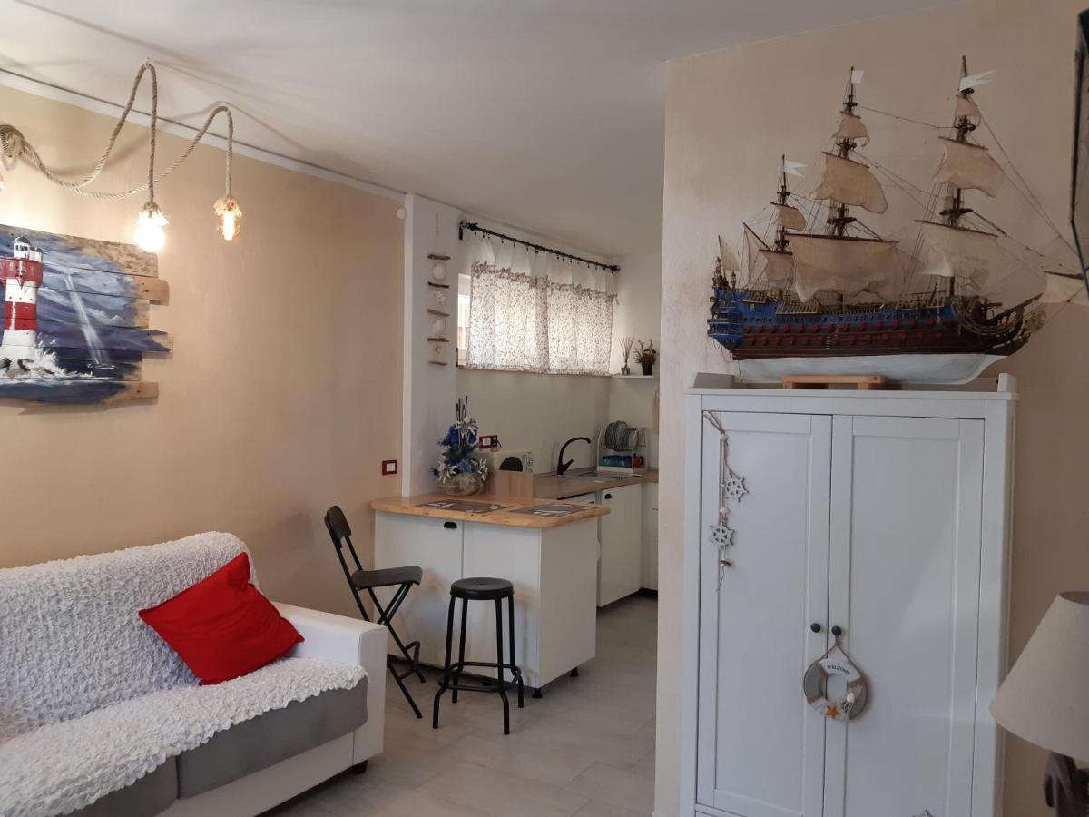 Soleil Royal Piano Terra Apartment Viareggio Bagian luar foto