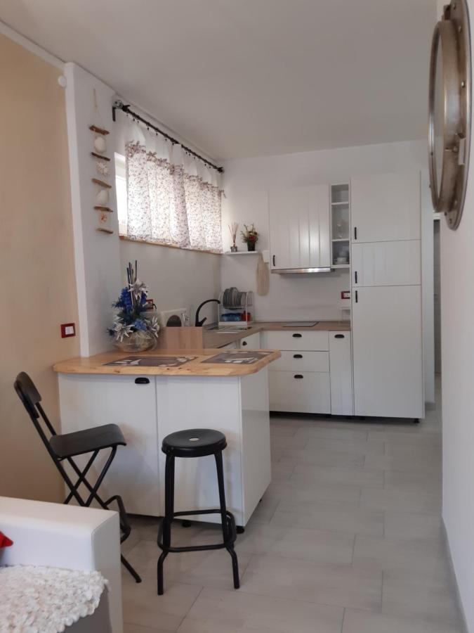 Soleil Royal Piano Terra Apartment Viareggio Bagian luar foto